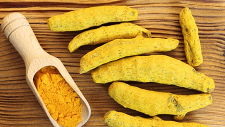 Εξαφανίστε με φυσικό τρόπο την ανεπιθύμητη τριχοφυΐα του άνω χείλους για πάντα!