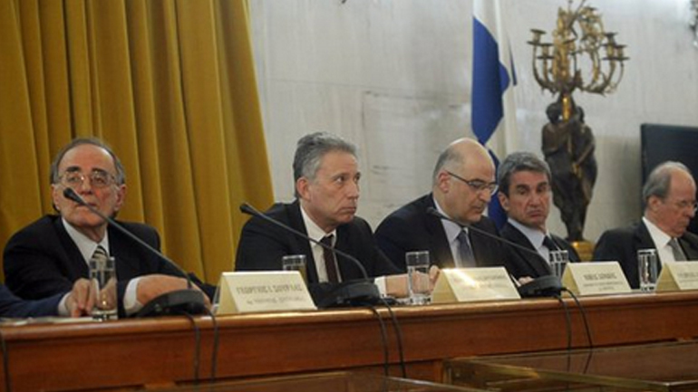 Παρουσίασε το βιβλίο του ο Γιώργος Σούρλας