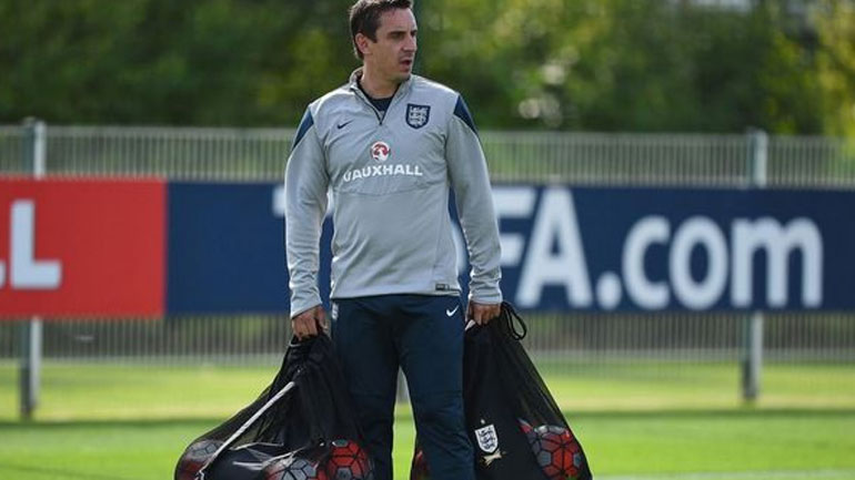 Βαλένθια: Απολύθηκε ο Νέβιλ