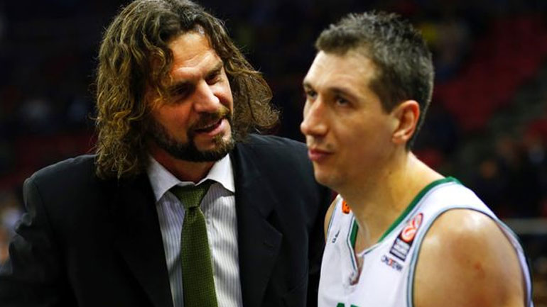 Βράβευση του Διαμαντίδη δια χειρός… Αλβέρτη!