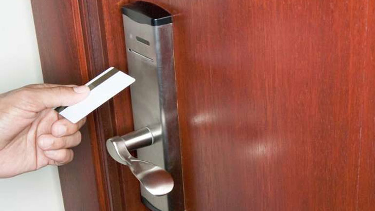 Αττική: Πτώση στην πληρότητα των ξενοδοχείων λόγω διαρροών