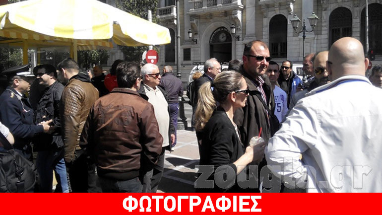 ΠΟΕ-ΟΤΑ: Παράσταση διαμαρτυρίας στο υπουργείο Εσωτερικών