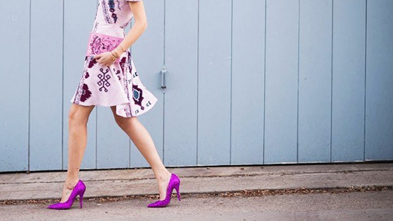Βάλε χρώμα στα ανοιξιάτικα look σου φορώντας ψηλοτάκουνα σε έντονα χρώματα!