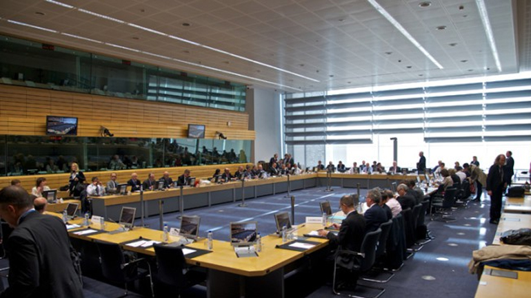 Σύγκλιση για νέα μέτρα 5,4 δισ. ευρώ