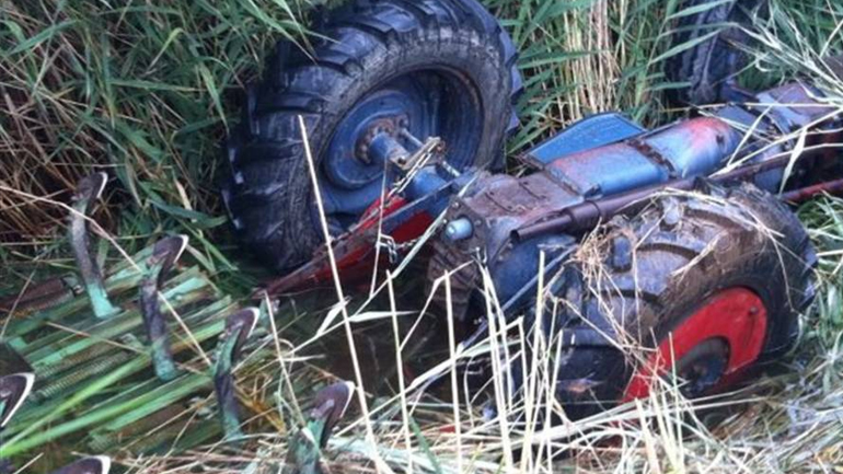 Φθιώτιδα: «Βουτιά» θανάτου για οδηγό τρακτέρ