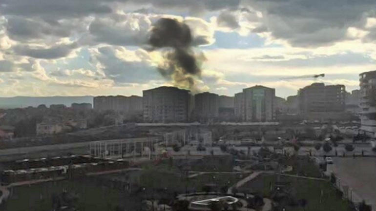 Το PKK ανέλαβε την ευθύνη για την επίθεση αυτοκτονίας στο Ντιγιάρμπακιρ