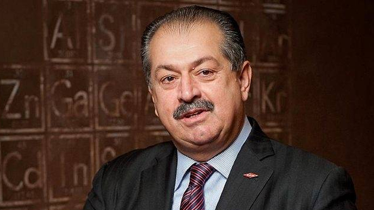 Επίθεση του Ελληνοαυστραλού κροίσου Α. Λιβέρη στον Τραμπ