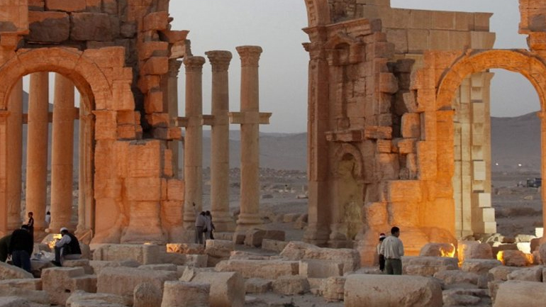 Ομαδικός τάφος με 42 σορούς ανακαλύφθηκε στην Παλμύρα