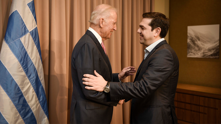 Τηλεφωνική επικοινωνία Τσίπρα-Μπάιντεν