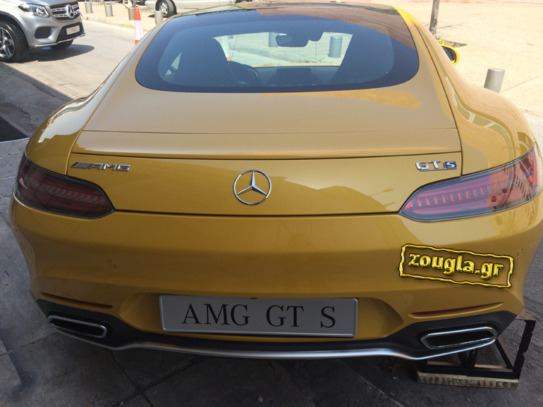 Και... AMG και... GT S. Τι να ζητήσεις παραπάνω;