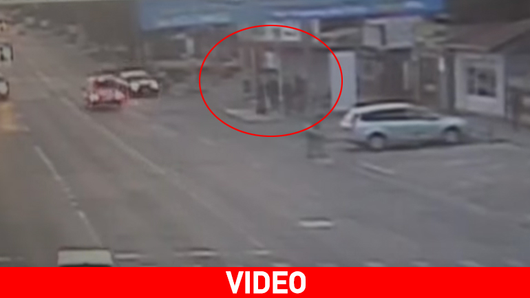 Ρουμανία: Αυτοκίνητο «καρφώνεται» σε στάση λεωφορείου – Πέντε νεκροί