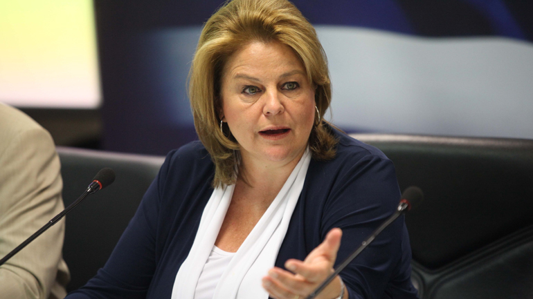 Κατσέλη: Άρση των capital controls τον Σεπτέμβριο, αν κλείσει άμεσα η αξιολόγηση