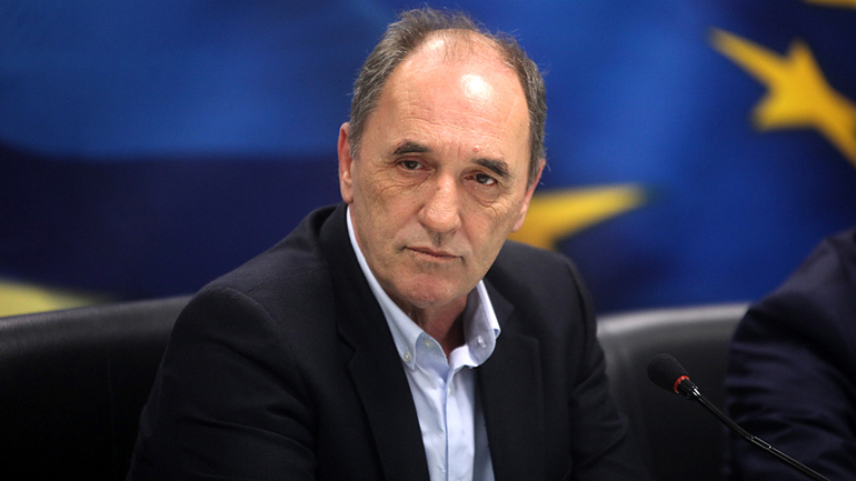 Σταθάκης: «Βιώσιμο μέχρι το 2022 το ελληνικό χρέος»