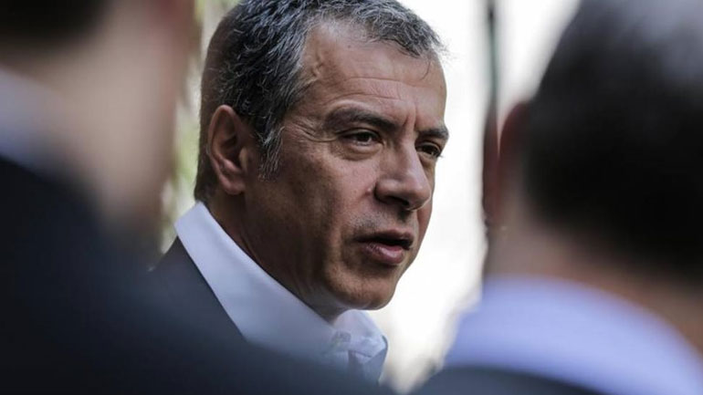 Στ. Θεοδωράκης: Να μην κυνηγά φαντάσματα η κυβέρνηση