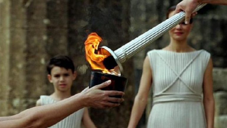 Η Θεσσαλονίκη υποδέχεται την Ολυμπιακή Φλόγα