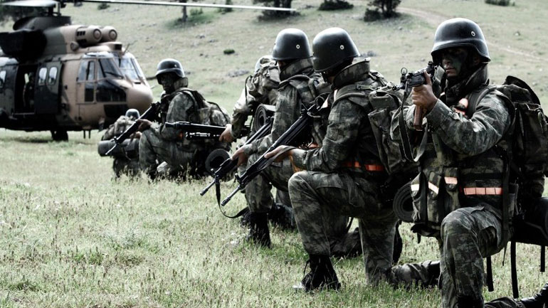 Η Τουρκία μετακινεί καταδρομείς από τα κατεχόμενα στις κουρδικές περιοχές