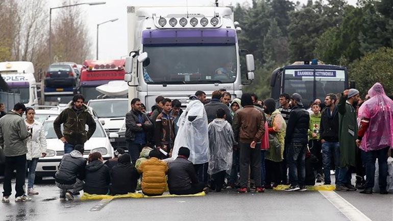 Αποχώρησαν οι πρόσφυγες και μετανάστες από την E.O. Θεσσαλονίκης – Ευζώνων