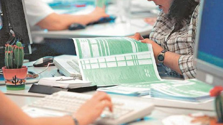 Αποχή από την υποβολή φορολογικών δηλώσεων εξήγγειλαν λογιστές-φοροτεχνικοί