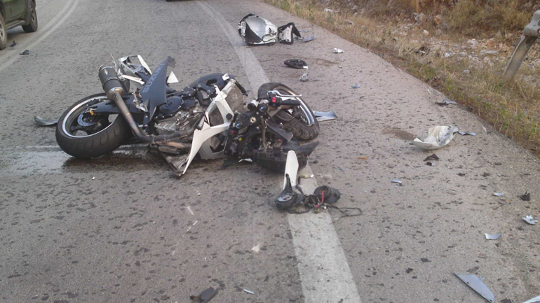 Τροχαίο με έναν τραυματία στο Σχιστό