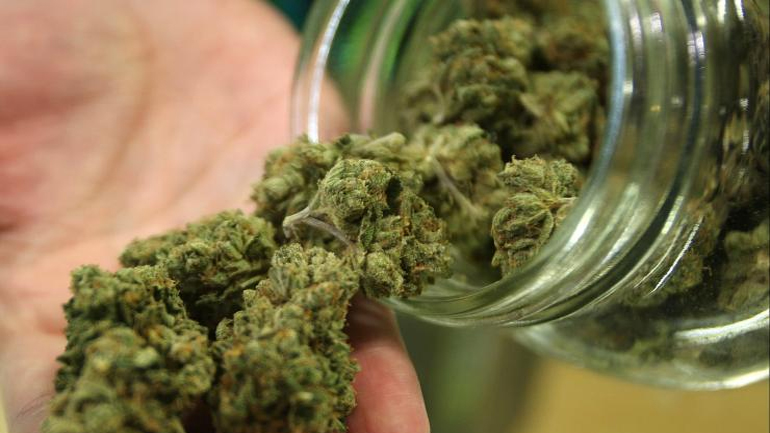 Η κάνναβη και η κοκαΐνη τον έστειλαν στα κρατητήρια