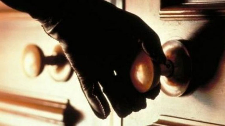 «Σήκωσαν» εξοπλισμό γραφείου από δημοτικά και αγροτικά ιατρεία στην Κομοτηνή