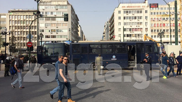 Κλούβες των ΜΑΤ