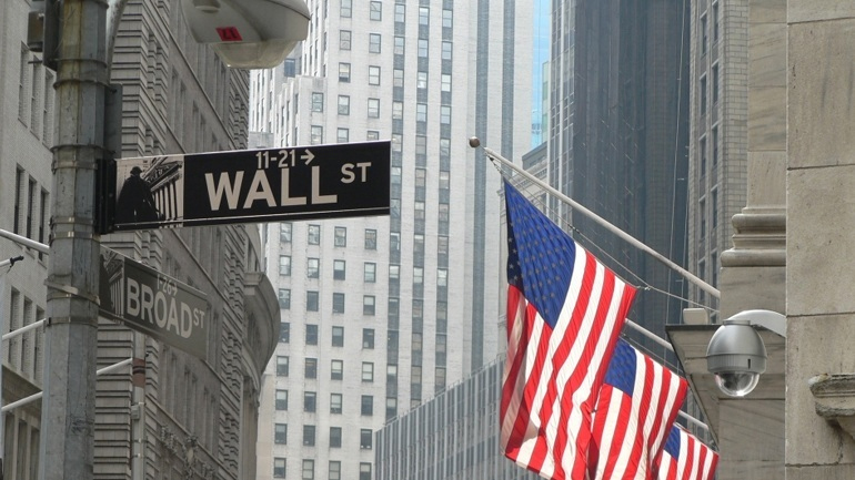 Θετικό πρόσημο στη Wall Street