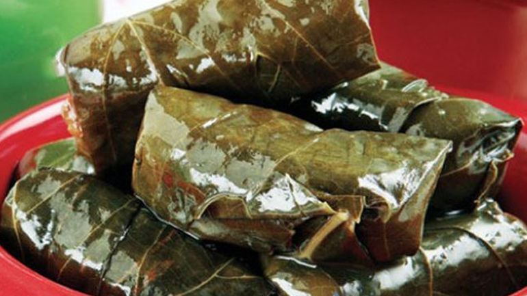 Ντολμάδες με γιαούρτι