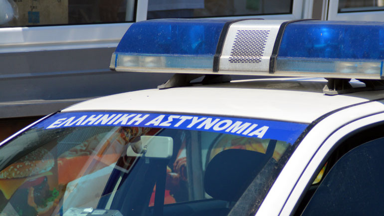 Θεσσαλονίκη: Πέταξαν πέτρες σε αστυνομικούς και συνελήφθησαν