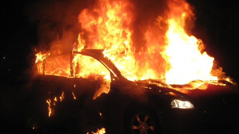 Ηράκλειο: «Λαμπάδιασε» Ι.Χ. στις Μοίρες