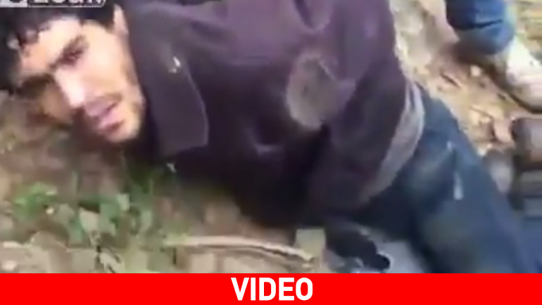 Βούλγαροι συλλαμβάνουν πρόσφυγες και τους κρατούν δεμένους στο έδαφος