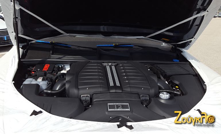 Ο κινητήρας των 6.0 λίτρων αποδίδει 600 ίππους...