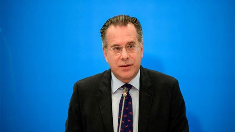 Κουμουτσάκος: Η παράσταση δεν κόβει εισιτήρια