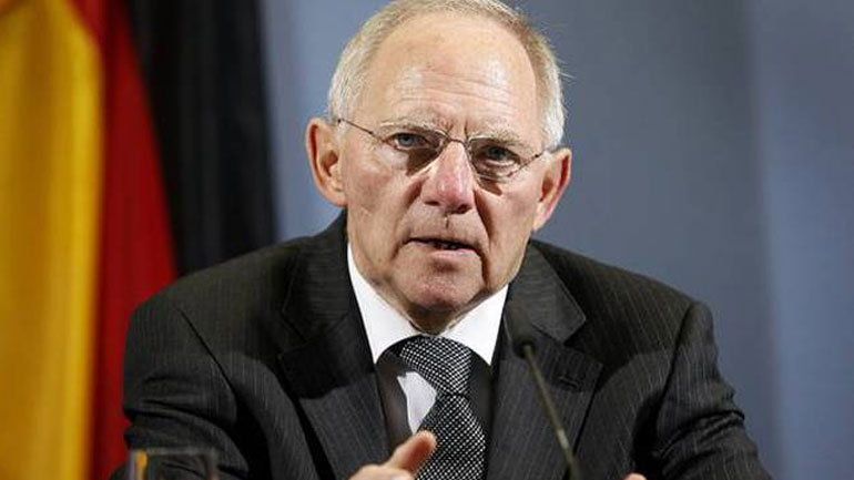 Σόιμπλε: Συμφωνεί με το ΔΝΤ ότι τα νούμερα πρέπει να βγαίνουν, διαφωνεί για χρέος