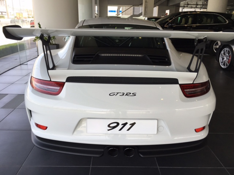 Αυτή η αεροτομή σπάει... κόκκαλα. Φανταστείτε την κάθετη δύναμη που παράγει στα πολλά χιλιόμετρα!