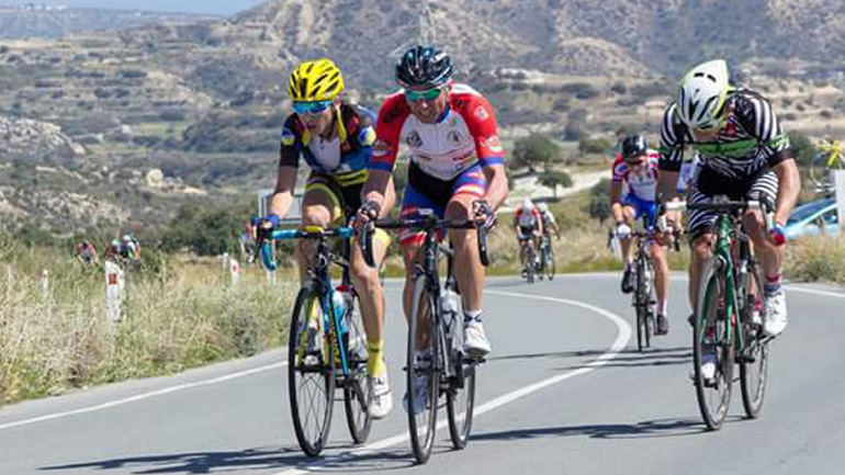 Ποδηλασία: Οι Έλληνες Μάστερς Καταπόδης και Γκίνης στον… δρόμο των μεταλλίων