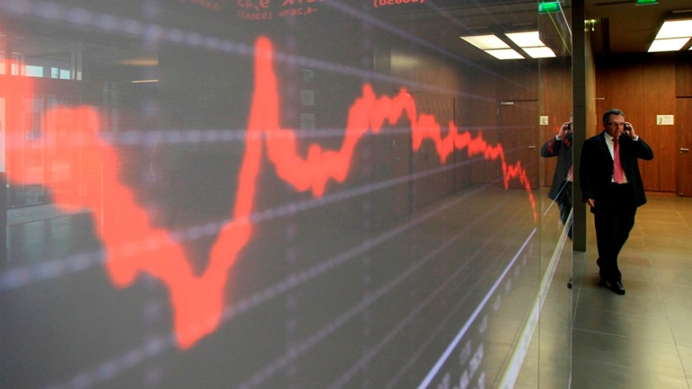 Κάτω από τις 550 μονάδες το Χρηματιστήριο Αθηνών