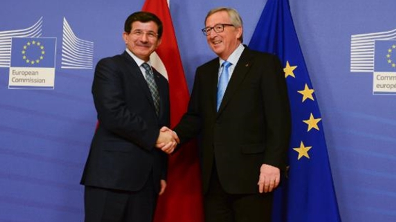 Συνάντηση Γιούνκερ-Νταβούτογλου στις 19 Απριλίου για το μεταναστευτικό