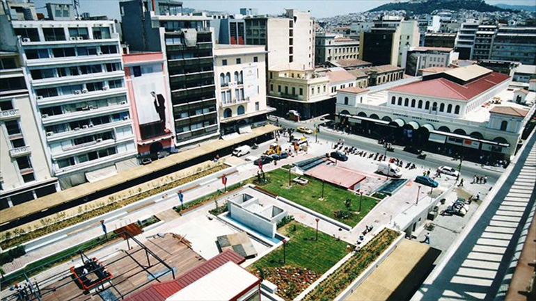 Η Μπιενάλε της Αθήνας «κατοικεί» σε δημοτικό χώρο που παραχωρήθηκε στην πλατεία Βαρβακείου