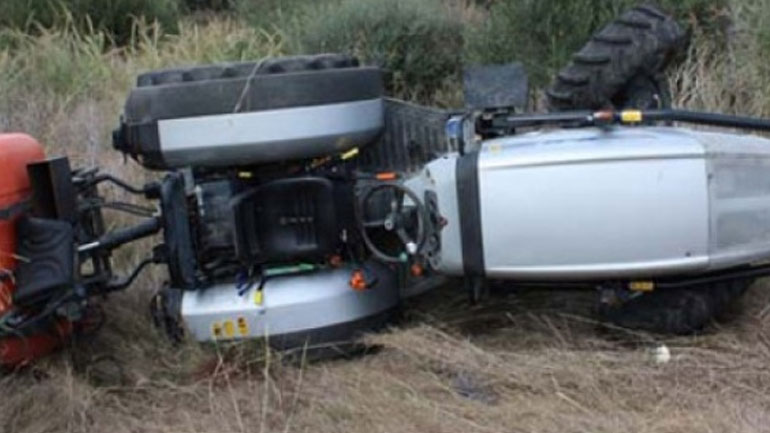 Τραγωδία στο Ηράκλειο: 75χρονος καταπλακώθηκε από τρακτέρ