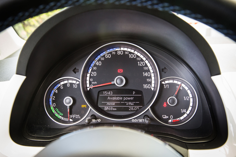 O πίνακας οργάνων του e-up!