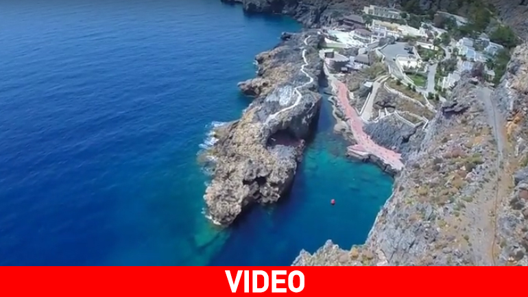 Kάραβος: Πετάξτε πάνω από το Λιβυκό πέλαγος