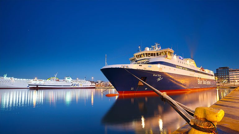 Όλα τα δρομολόγια των πλοίων από Πειραιά και Ραφήνα