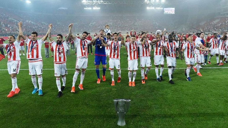 Ολυμπιακός: Αποθέωση για τους πρωταθλητές στη φιέστα για το 43ο