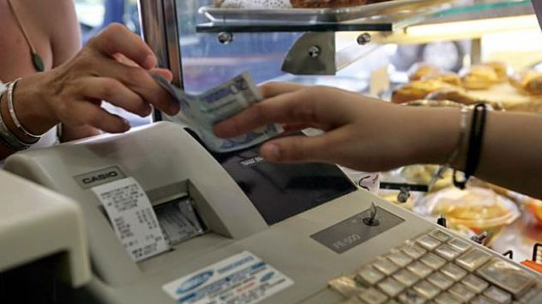 ΣΔΟΕ και ΙΚΑ «σαρώνουν» την αγορά στην Φθιώτιδα