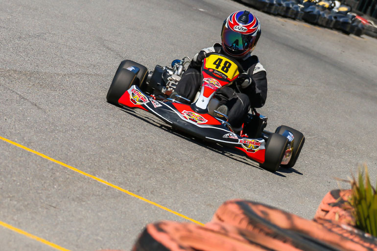 Όσοι ασχοληθείτε είναι σίγουρο πως θα το ευχαριστηθείτε... Η αίσθηση ταχύτητας στο καρτ είναι μοναδική