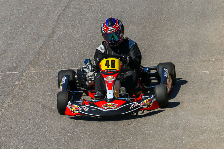 Οδηγείς με το γκάζι τέρμα και στρίβεις λίγο αργότερα με όσα έχεις! Πολύ όμορφη αίσθηση για έναν νέο οδηγό αλλά και προβληματισμός για έναν έμπειρο που αναζητά τον τρόπο να κερδίσει σε.... χιλιοστά