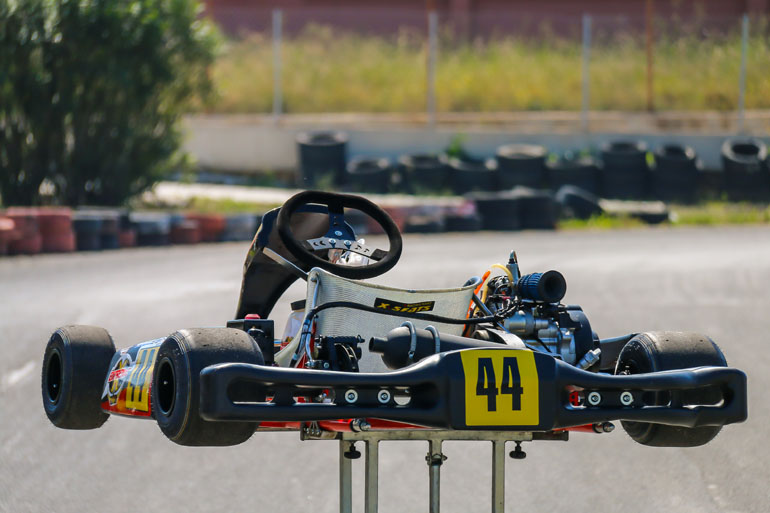 Με ένα τέτοιο καρτ μπορεί ο καθένας να ξεκινήσει να ασχολείται με το άθλημα...