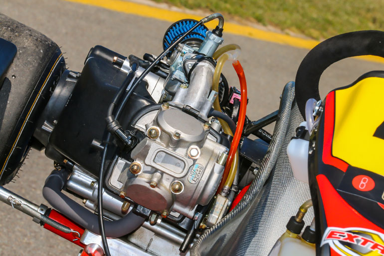 Το service στονν κινητήρα γίνεται κάθε 300 ώρες!