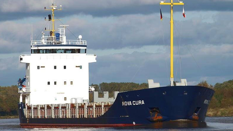 Λέσβος: Βυθίζεται πλοίο που προσέκρουσε στον ύφαλο της Λάμνας